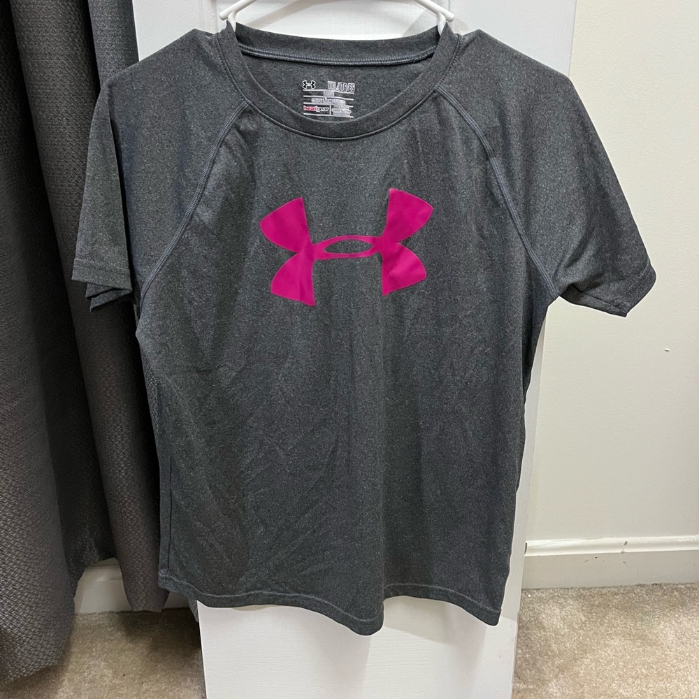 Under Armour Kids Charcoal and Magenta Tee